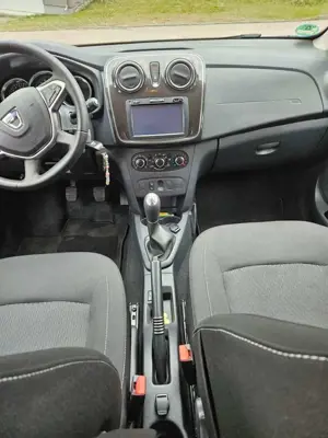 Dacia Sandero Bild 5