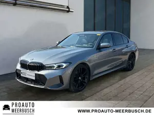 BMW 320 d xDrive M Sport AHK/MMRY/ADAPTLED/360°/GLSDCH