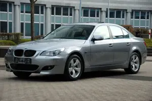 BMW 520 i| XENON| GSD| GRA| PDC| SZH| KLIMAAUT|GEPFL.