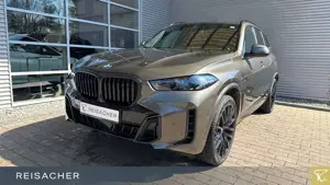 BMW X5 xDrive40d A M-Sport,M-Sport PRO,SkyLou,AHK,DA