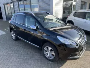 Peugeot 2008 Allure HDI 120 Teilleder Navi Sitzheizung PDC