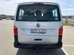 Volkswagen T6 Transporter T6 2,0 TDI*Transporter*9-SITZ*KLIMA*NAVI*AHK*PDC Bild 4