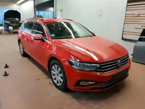 Volkswagen Passat Variant Business 2.0TDI DSG Navi ACC LED Bild 2