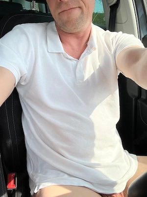 Putze deine Wohnung im Adamskostüm