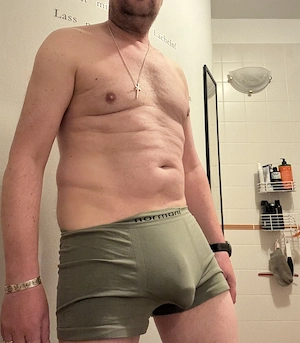 Heute Abend spontane Frau gesucht. Pankow. 