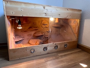 Terrarium für Reptilien 