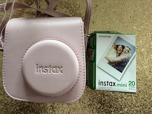 Instax Mini11, Sofortbildkamera, wie neu