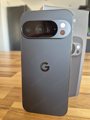 Google Pixel 10 Pro 256GB Obsidian Black Neuwertig mit Rechnung Bild 3
