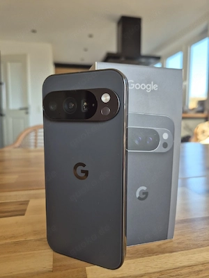 Google Pixel 10 Pro 256GB Obsidian Black Neuwertig mit Rechnung