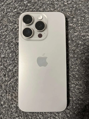 Iphone 15 Pro Top Zustand