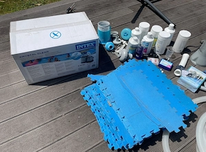 bis 25.04!! Pool, großes Poolset, Leiter, Matten, Sandfilterpumpe, Reinigungsset Bild 4