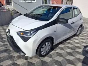 Toyota Aygo x-business