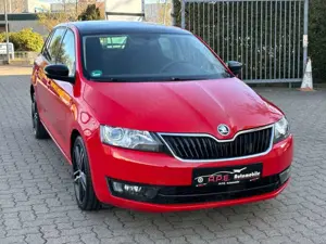 Skoda Rapid/Spaceback Spaceback AHK PANO NAVI TÜVAU NEU 85KW