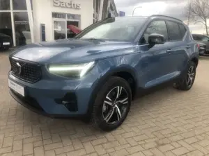 Volvo XC40 B4 Plus Dark Panoramadach