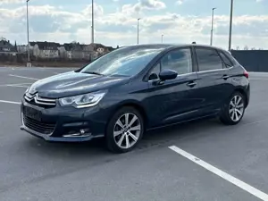 Citroen C4 Lim. Shine ALU SHZ PDC ZaRi neu