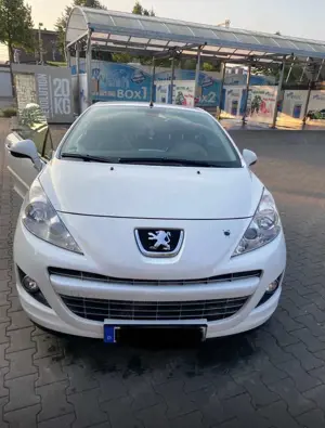 Peugeot 207 Platinlum