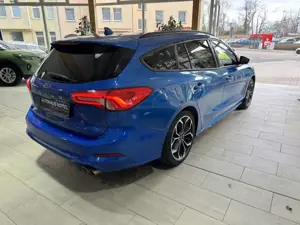 Ford Focus Turnier ST-Line 182PS LED-Scheinwerfer Bild 5