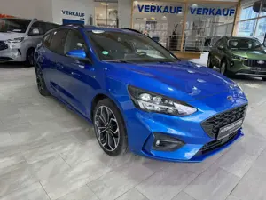 Ford Focus Turnier ST-Line 182PS LED-Scheinwerfer Bild 3