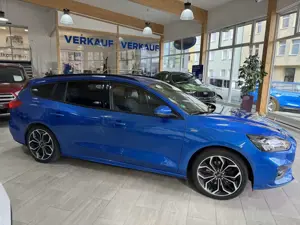 Ford Focus Turnier ST-Line 182PS LED-Scheinwerfer Bild 4