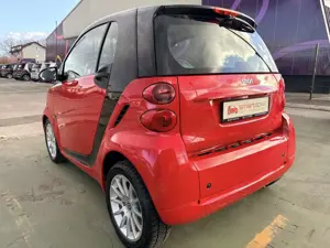 smart forTwo KLIMA,SITZH,PANORAMA,ALLSEASON REIFEN INSP+TÜV Bild 3