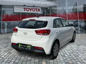Kia Rio 1.2 Edition 7 kleiner Kompaktwagen*Top Bild 4