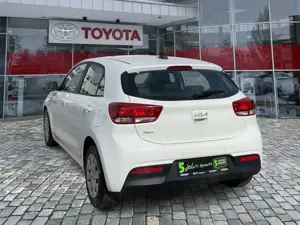 Kia Rio 1.2 Edition 7 kleiner Kompaktwagen*Top Bild 3