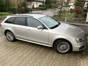 Audi A4 A4 Avant Avant 2.0 TFSI quattro S line Sportpaket
