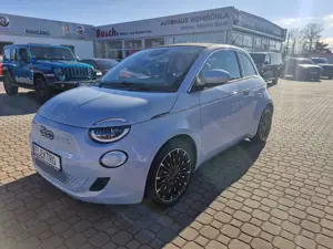 Fiat 500e Cabrio La Prima- Autonomes Fahren Level 2