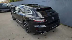 Volkswagen Arteon R 4M DSG Pano/ACC/DCC/360*/Key-less/20 Bild 4