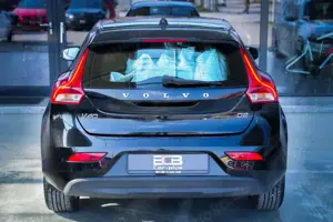 Volvo V40 You! *Klimaut./SHZ/Temp.* Bild 4