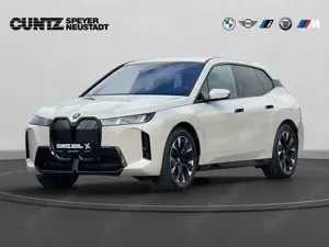 BMW iX xDrive45 M Sportpaket HK HiFi DAB LED