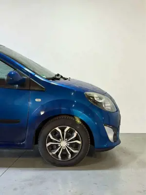 Renault Twingo 1.2 16V Initiale Bild 2
