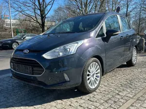 Ford B-Max Titanium Gebrauchtwagengarantie möglich.