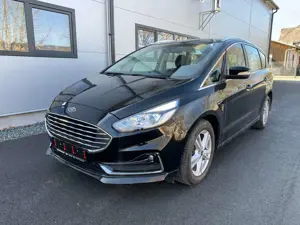 Ford S-Max Titanium 2.0 DAB,Navi,Winterpaket,Parkpi. vo.hi.
