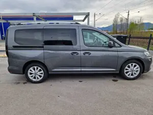 Volkswagen Caddy Maxi 2,0 TDI DSG Style 7-Sitzer