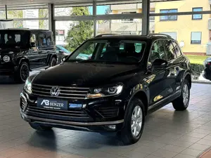 Volkswagen Touareg V6 TDI Terrain Tech 4Mot/NAVI/LED/LEDER Bild 3