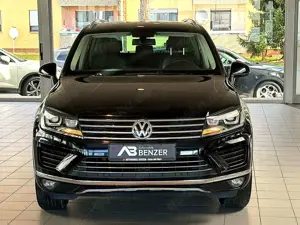 Volkswagen Touareg V6 TDI Terrain Tech 4Mot/NAVI/LED/LEDER Bild 2
