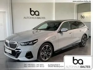 BMW 520 520d Touring M Sport 19"/Pano/DrivPlus/Park/AHK