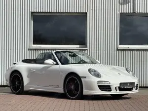 Porsche 911 Carrera GTS Cabrio Sport-Chrono-Paket Plus