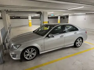 Mercedes-Benz C 250 *Vollaustattung*1. Hand*Designo*Leder*Armaturenbrett*Leder*Standheizung*Allrad*8