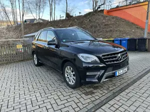 Mercedes-Benz ML 350 BlueTEC 4MATIC 7G-TRONIC AMG-PANO-SOFTCLOSE