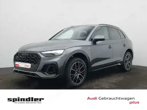 Audi Q5 S-Line 40 TDI quattro S-tronic / Pano, Matrix