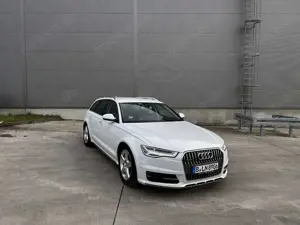 Audi A6 allroad quattro 3.0 TDI Matrix,Leder,Bose,Keyless,8fachber