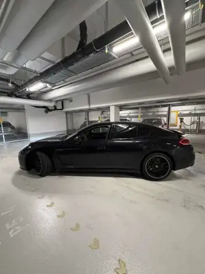 Porsche Panamera GTS Bild 5
