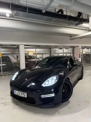 Porsche Panamera GTS Bild 4