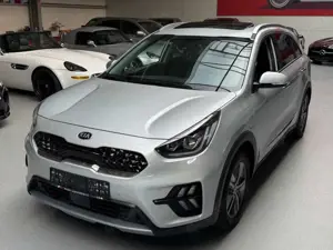 Kia Niro 1.6 Spirit Plug In LED JBL ACC AHK Leder