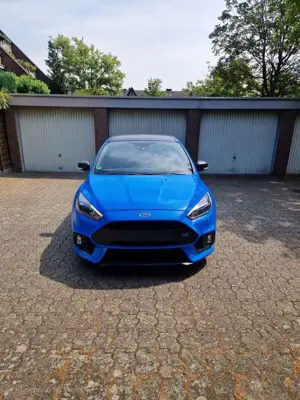 Ford Focus RS Blue  Black