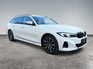 BMW 320 d xDrive/LED/Sport/Ambiente/AHK/1. Hand