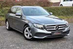 Mercedes-Benz E 220 D T AUTOMATIK*LED*RFK*BSA*NAVI*GRA*PDC*SHZ