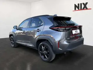 Toyota Yaris Cross Hybrid 1.5 VVT-i Team Deutschland Bild 2